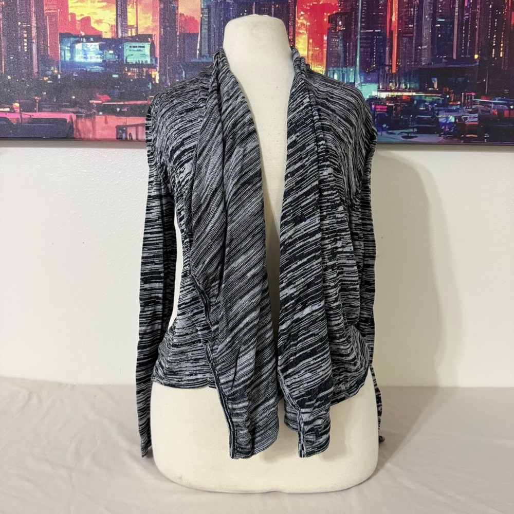 Nue Options Black and Gray Cardigan